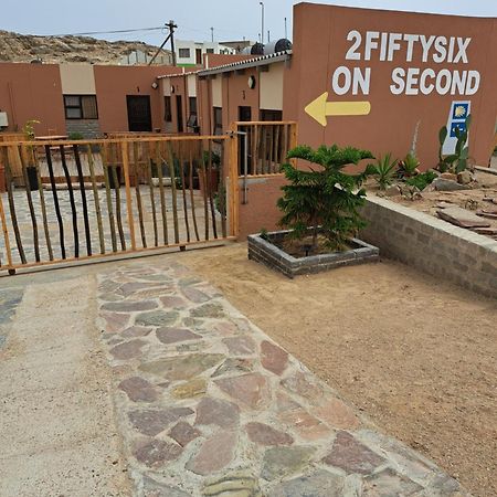 شقة 2Fiftysix On Second Lüderitz المظهر الخارجي الصورة
